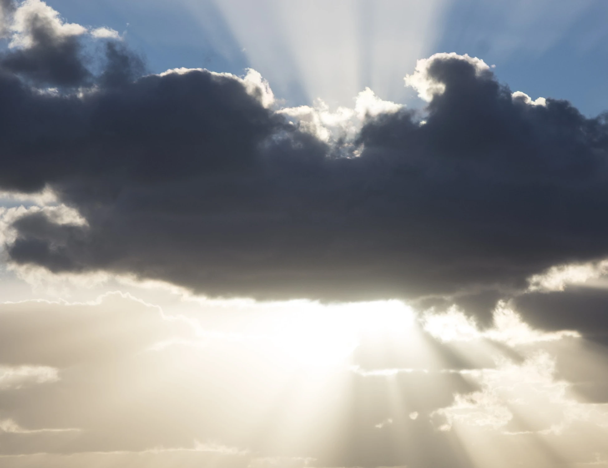 Meteo, in arrivo il "super El Niño": ondate di calore ed eventi estremi, cosa accadrà