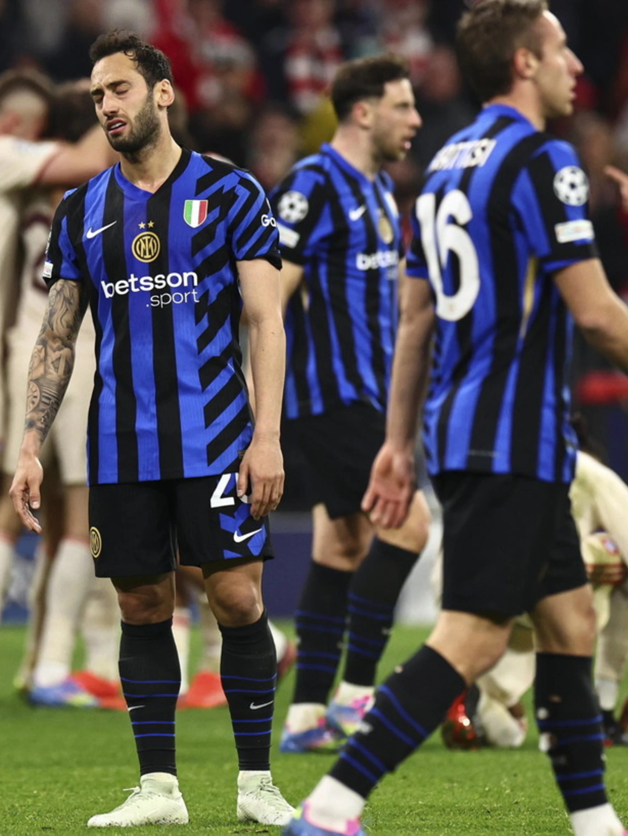 La maglia viene prima del nome sulla maglia
