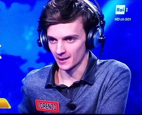 L'Eredità, la sconcertante risposta di Lorenzo: "Cognac", davanti a Insinna una figura da sbronzo