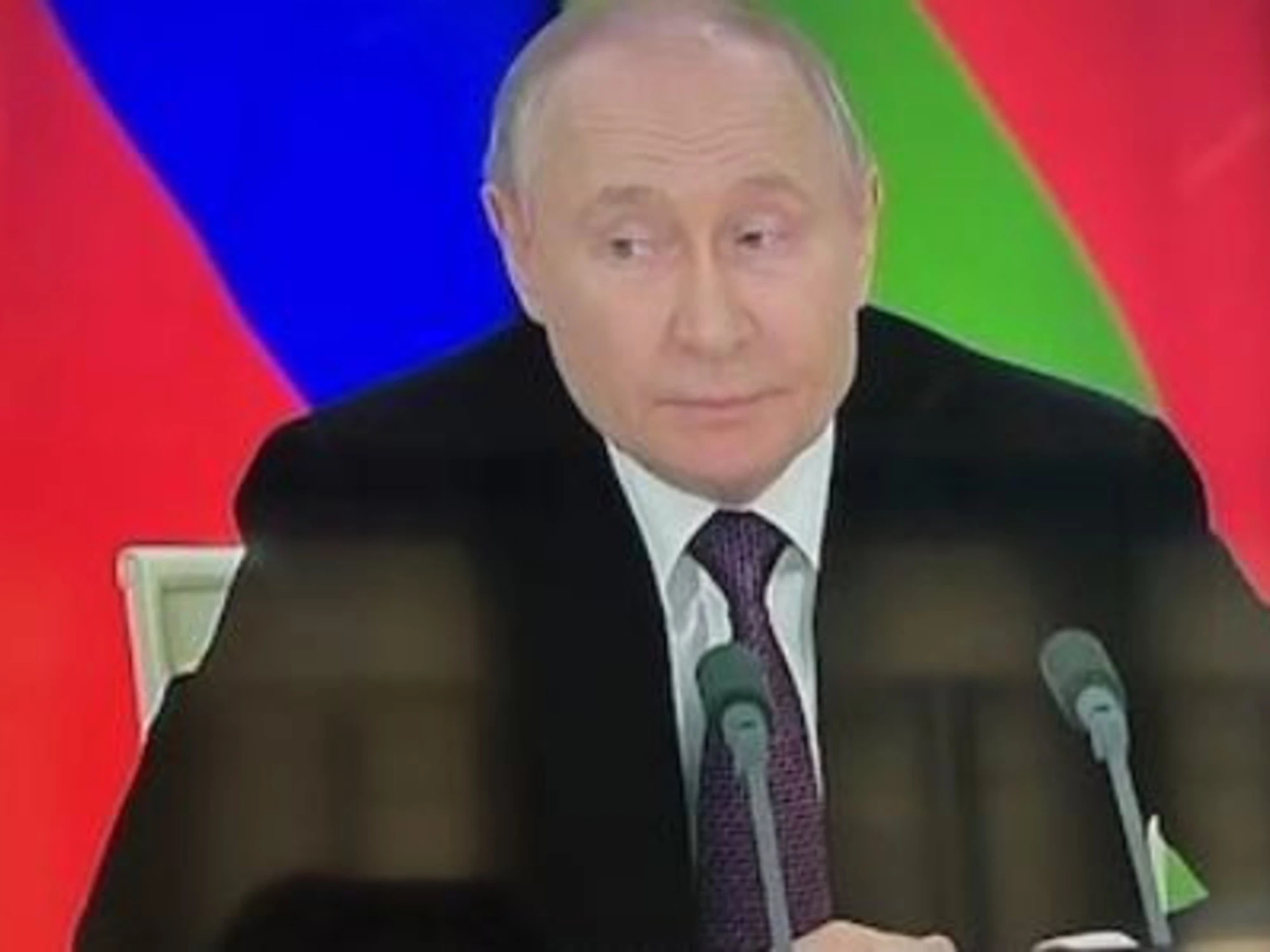 Ucraina, Putin: "Appoggiamo la tregua ma a una condizione"