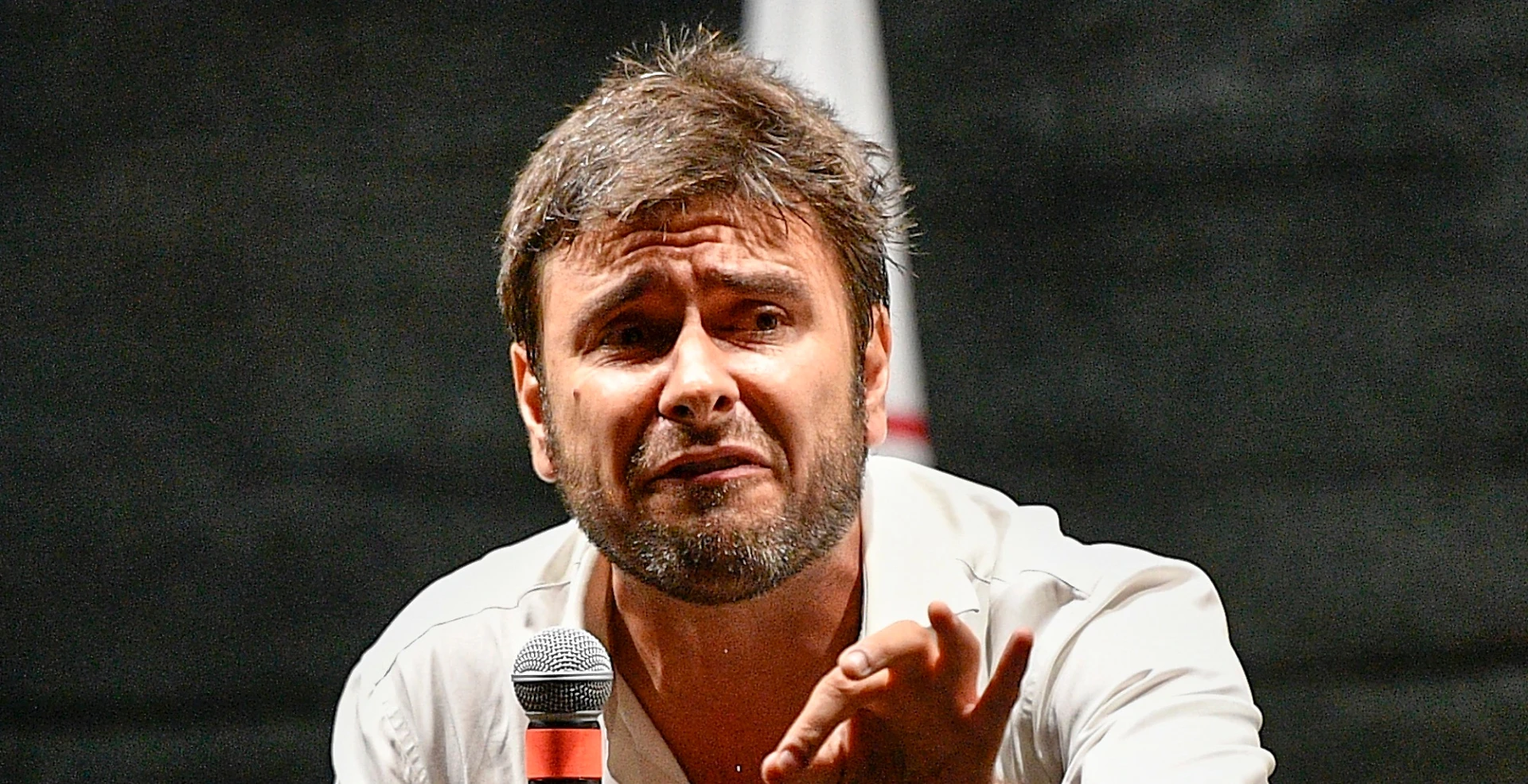 Alessandro Di Battista, la follia di Luigi Di Maio: a Palazzo Chigi per marcare Giuseppe Conte