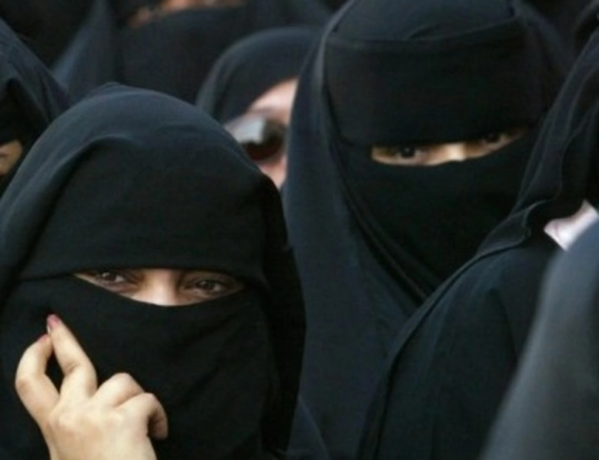 Islam e burqa, basta ambiguità: in Italia la legge viene prima dei precetti religiosi