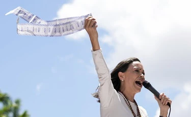https://media.liberoquotidiano.it/TR0GiB4HfC5sIM3yLSpSS3ZiKXIwy0PBrOOrMv8YPzY/width:800/quality:90/aW1hZ2VzLzIwMjUvMTAvMTAvMDkxNDE3MDI4LTFmYTU2N2VmLTRhZjktNGNlYS1hNjAwLTExMzdhYzQ5OGNiZC5qcGc.webp