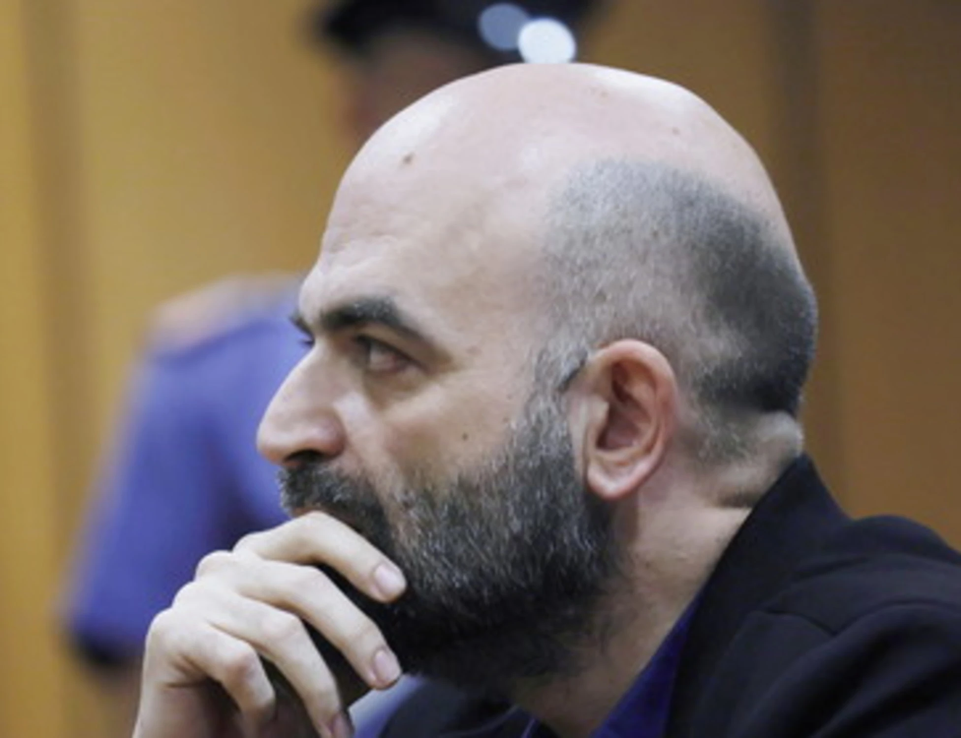 Doppiopesismo rosso: insultare è legittimo se ti chiami Saviano