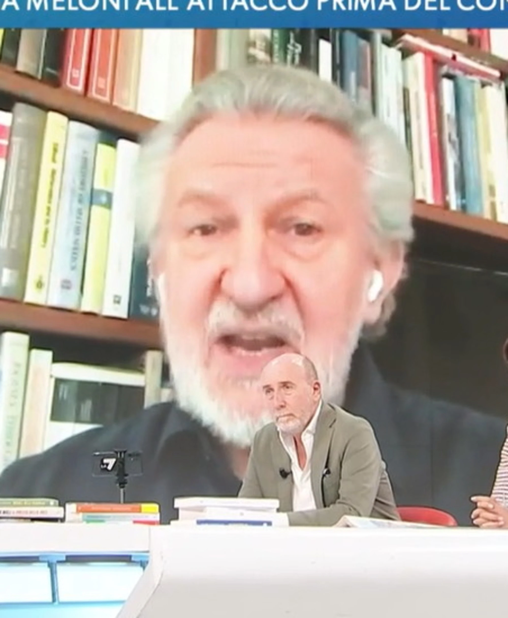 David Parenzo ferma Odifreddi: "Cosa le sfugge", che figura