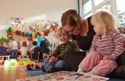 Bimbi, bocciati 'primi passi' e girelli, no anche a guinzaglio e box