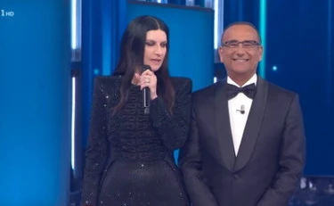 Sanremo 2026, "che cavolo stai dicendo": Pausini infilza Conti, Ariston in tilt