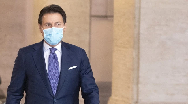 Giuseppe Conte a Massimo Giannini: "Terapia intensiva, posti raddoppiati". Ma le cifre non tornano. E su Gino Strada: "Buon nome"