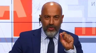 Migranti, Paragone contro l'Europa: "Perché non vuole risolvere il problema"