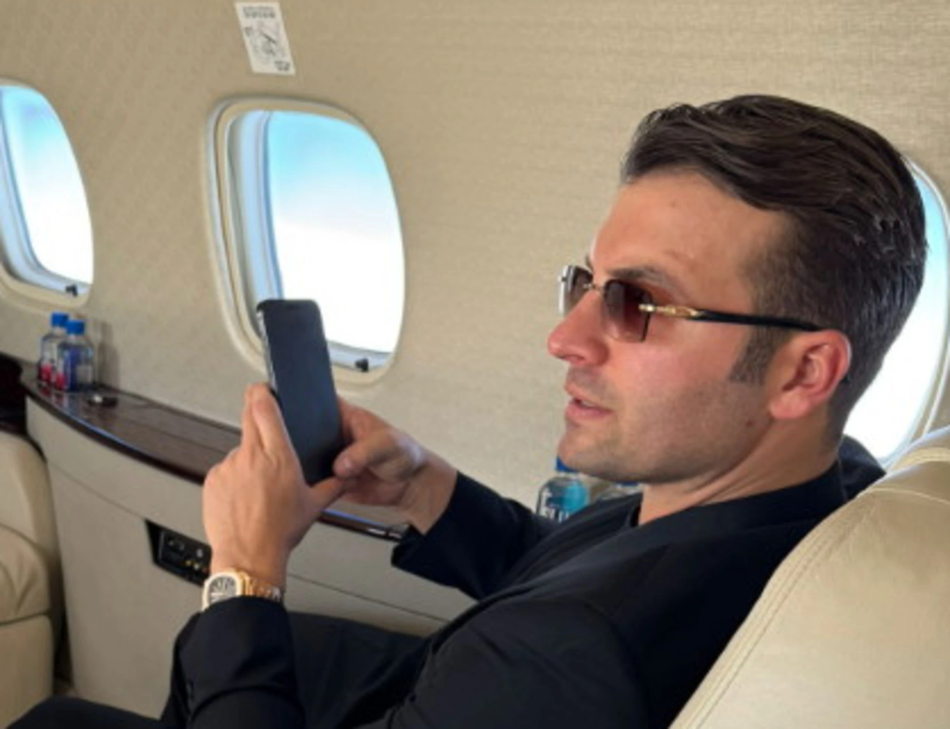 Matteo Cuppari: "La mia vita fra i vip di tutto il mondo"