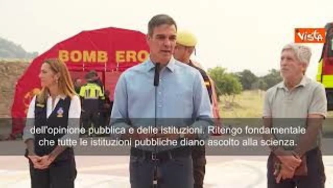 Incendi in Spagna, Sanchez: Istituzioni collaborino per un patto contro l'emergenza climatica