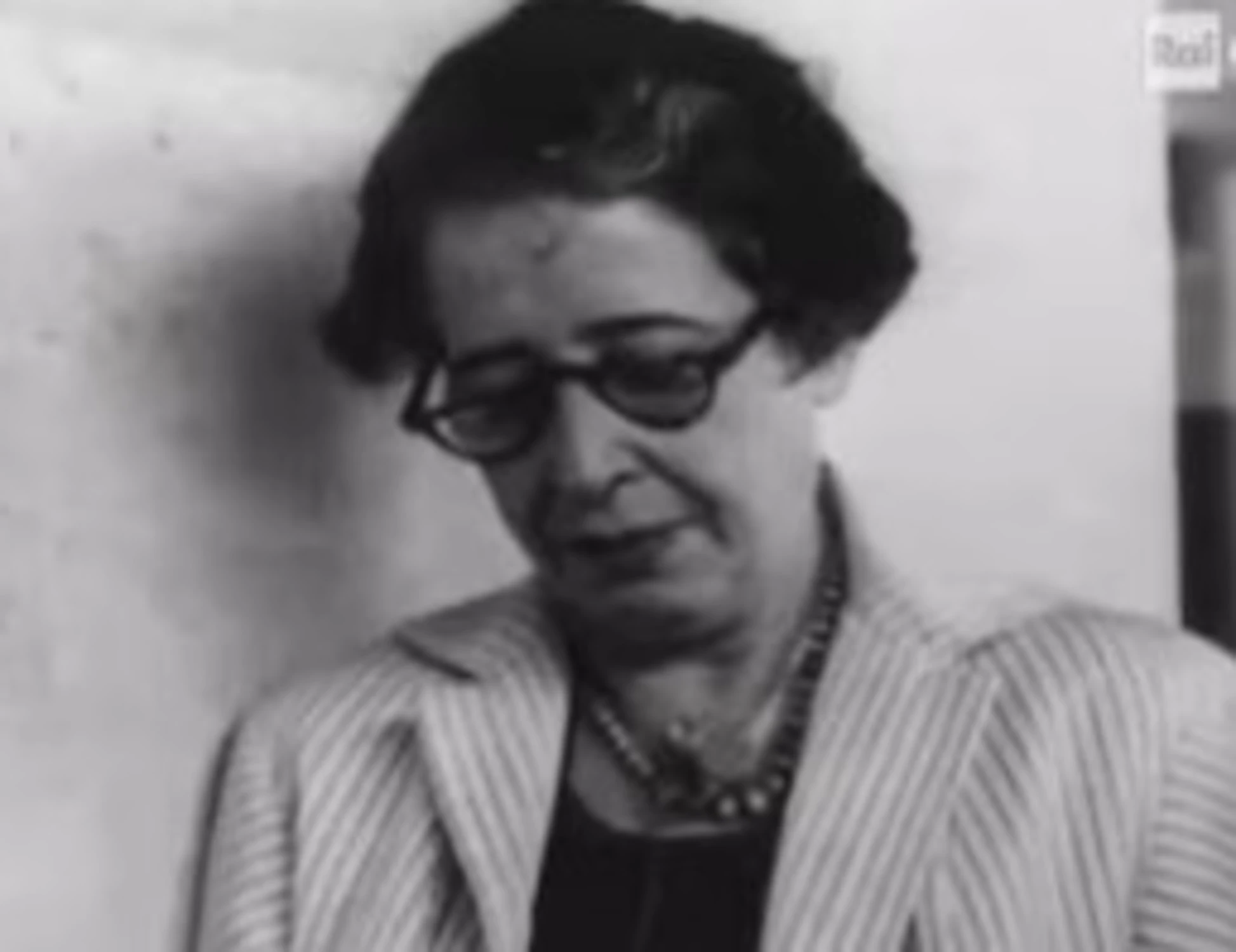 Hannah Arendt e la centralità delle persone contro i totalitarismi
