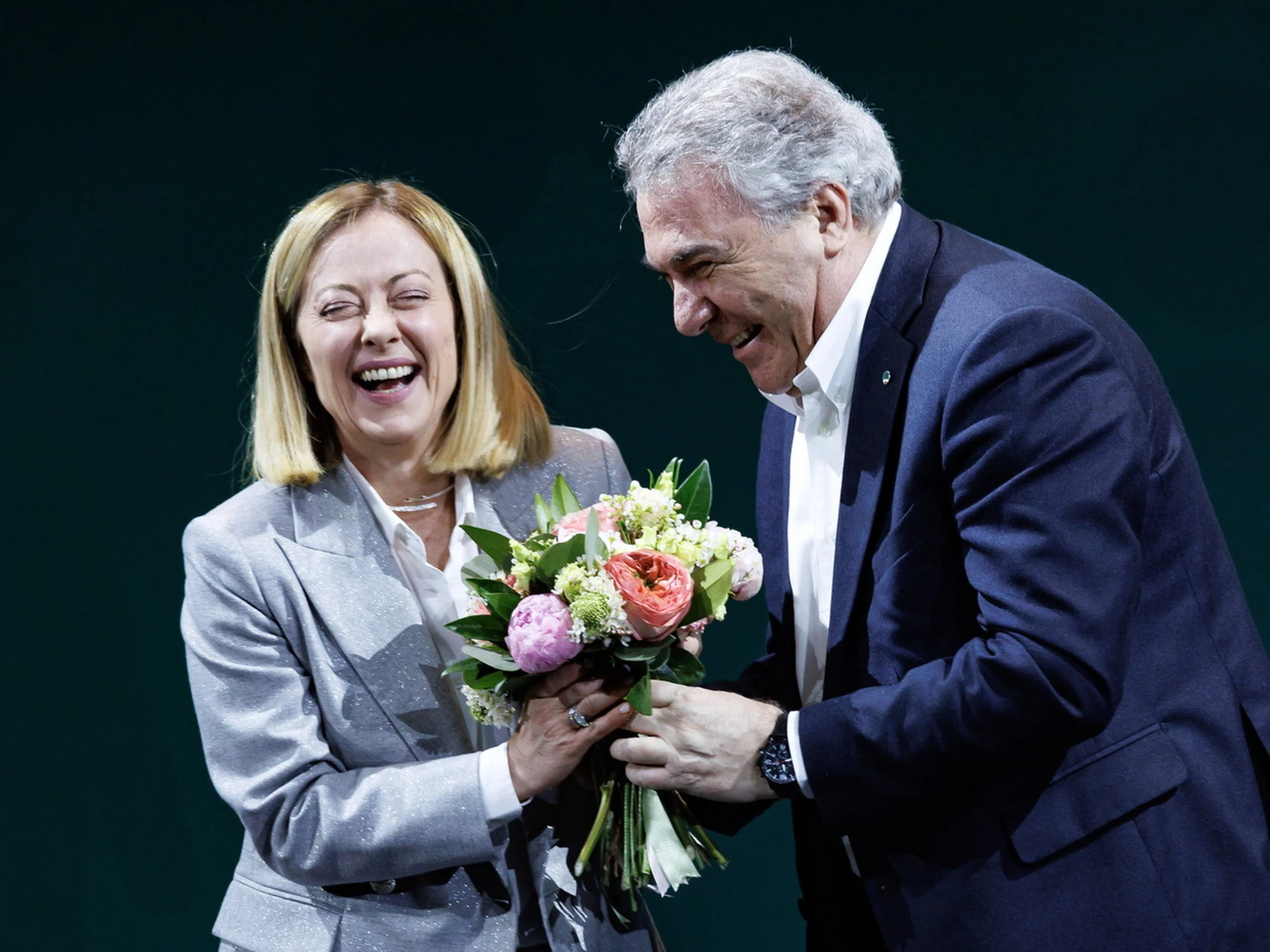 Meloni, la proposta: chi entra nel governo, sfregio a Landini