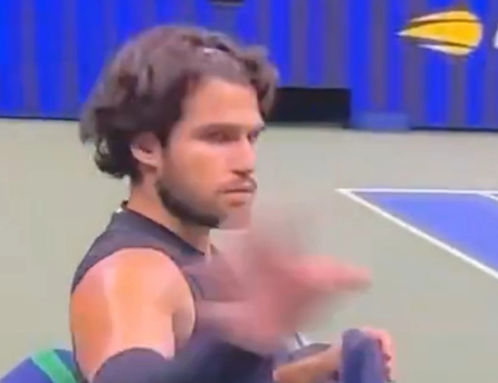 Us Open, Alcaraz crolla: Ben Shelton lo prende a pallate e lui se la prende con il cameraman