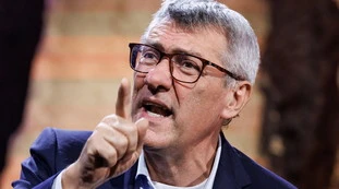 Maurizio Landini, scandalo alla Cgil: rinnovati contratti da 5 euro l'ora