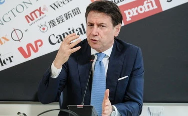 Conte contro Meloni: "Non venga più in aula a farci lezioncine ipocrite"