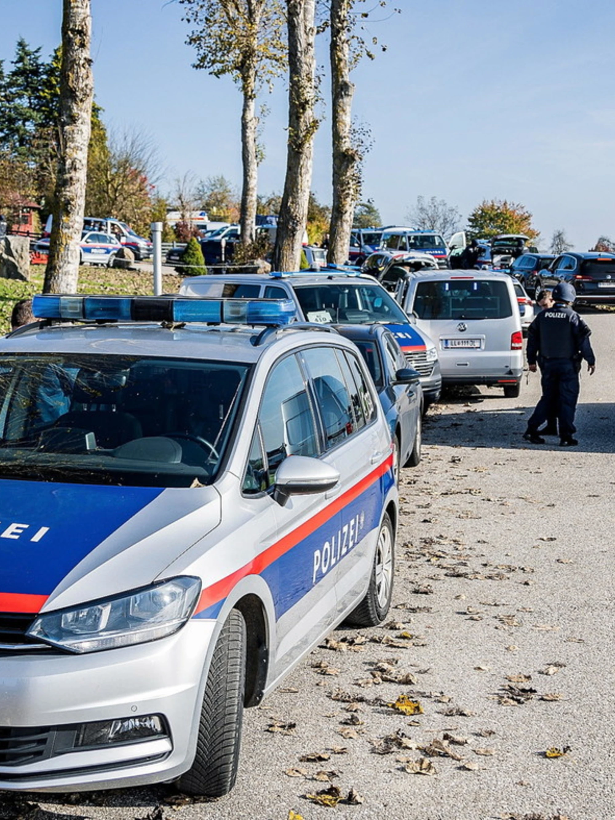 Austria, sparatoria in una scuola a Graz: strage, almeno 11 morti