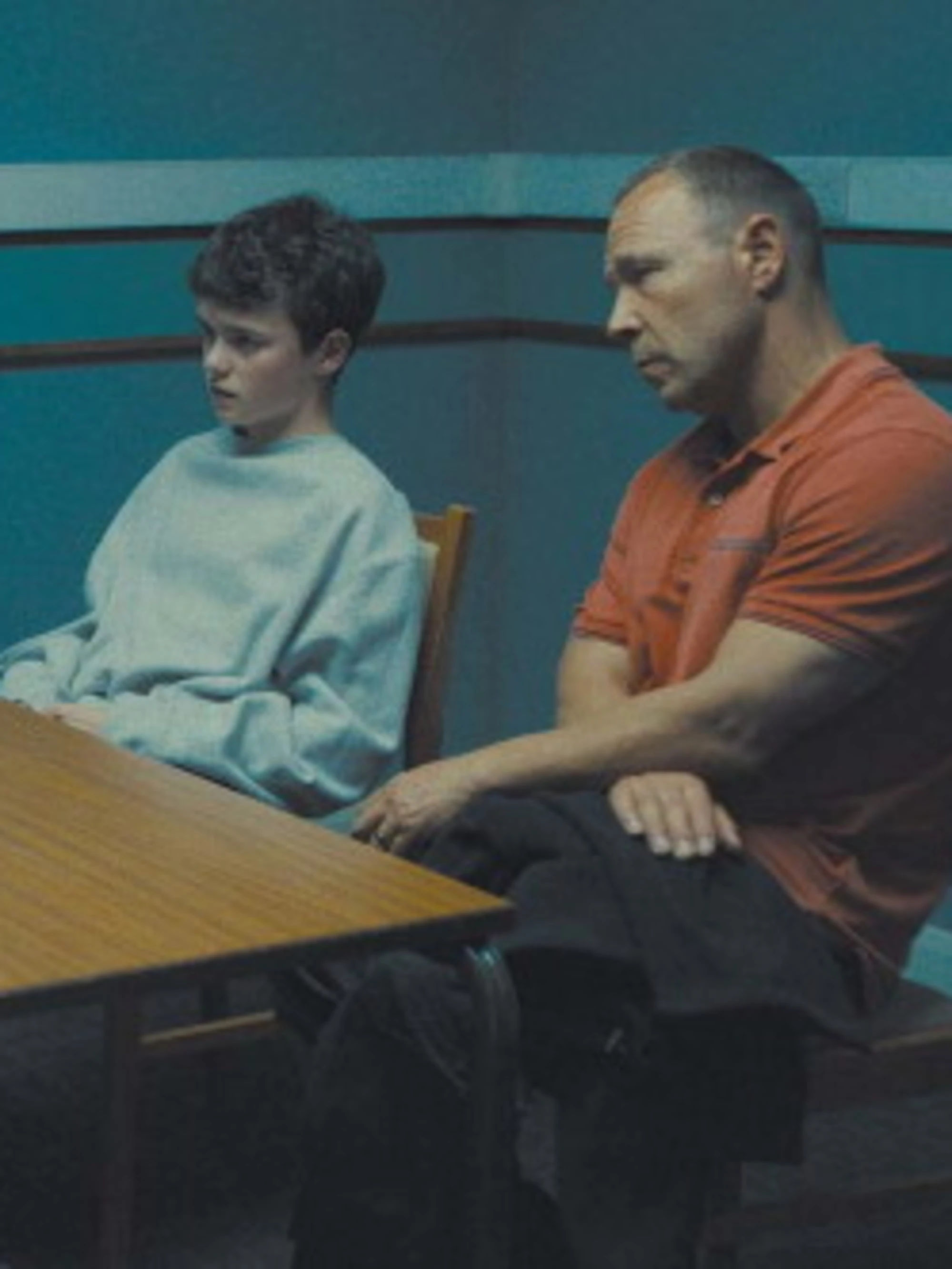 "Adolescence", serie woke che piace solo agli adulti