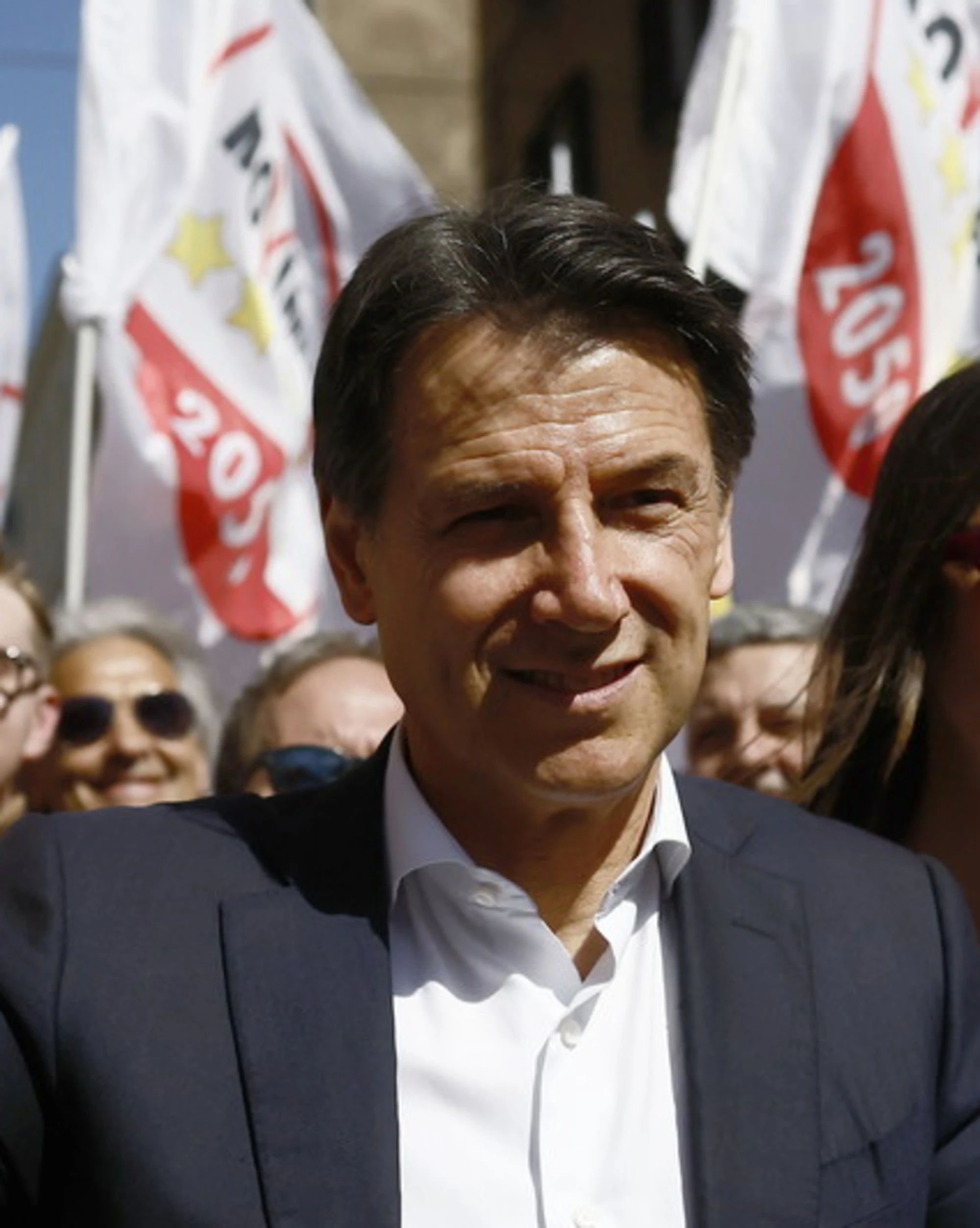 Giuseppe Conte prepara il "golpe" contro Elly Schlein