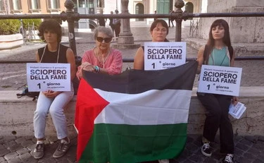 https://media.liberoquotidiano.it/TbqYSmK9aelECpQ8vrtcXxkGwSitn-WUge55059hdu0/width:800/quality:90/aW1hZ2VzLzIwMjUvMDkvMjAvMTA0ODQyMTMxLTJkY2EzMDEzLWNiNDQtNDU4NS1hNjNkLWIwZDRhNzA5OGMxMi5qcGc.webp