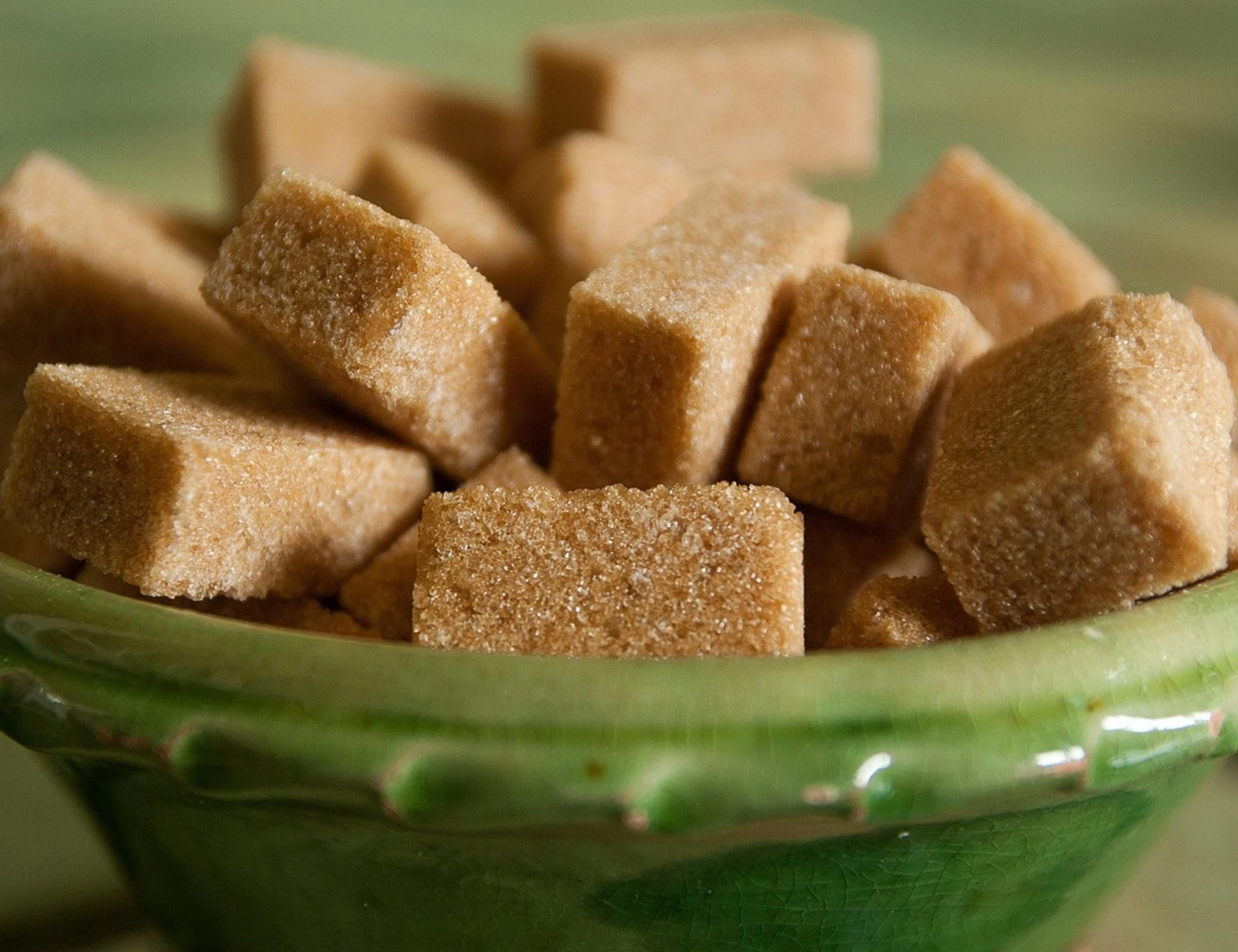 Zucchero, quanto ne puoi mangiare al giorno: le conseguenze sul tuo corpo