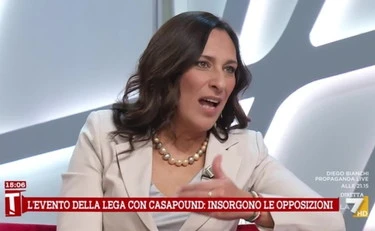 https://media.liberoquotidiano.it/TfOx4GlyCN2DOsfUR14ZEpOoKx6tyWS_HKriV_Vlea8/width:800/quality:90/aW1hZ2VzLzIwMjYvMTAvMTAvMTE1NDQ5MTc5LTcxMDYwY2E0LTM3ZmQtNGNkYy04OWZhLTEzYmRlOWNlNzY0My5qcGc.webp