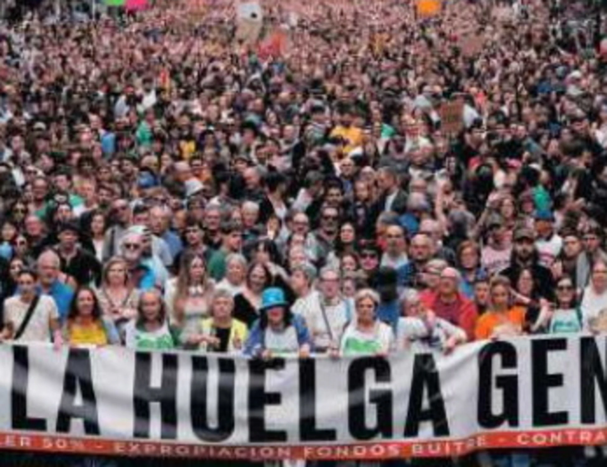 Sanchez si arrende ma il caos casa lo ha creato lui