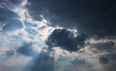 Meteo, brusco calo delle temperature: dove si scatenano i downburst