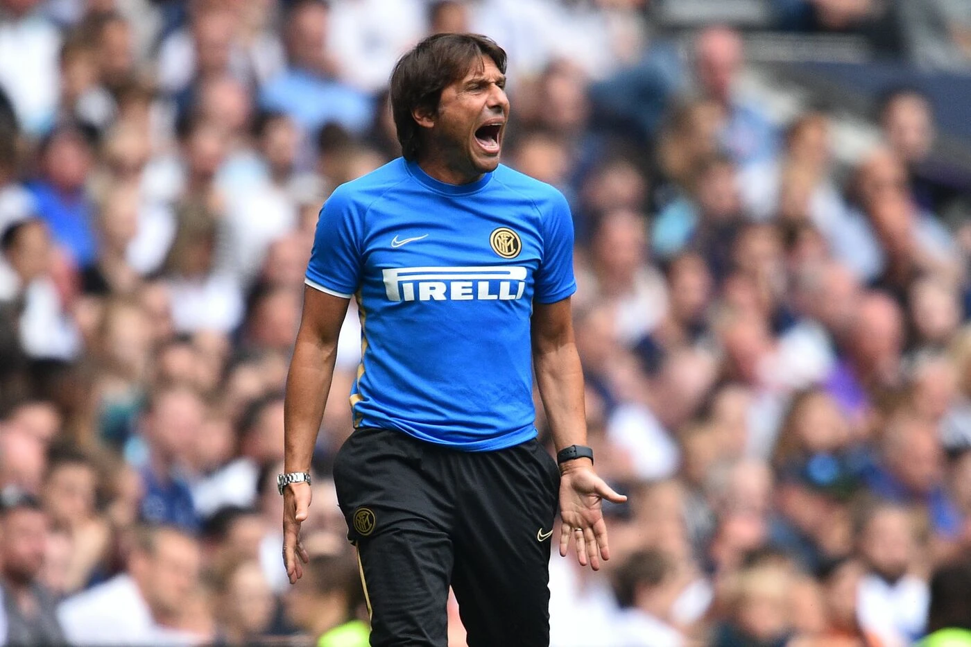 Juve ossessionata da Conte. Un calciomercato suicida? Pur di disturbare l'Inter...