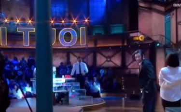 Affari tuoi, Herbert Ballerina e Martina? Roba "Pulp" in studio