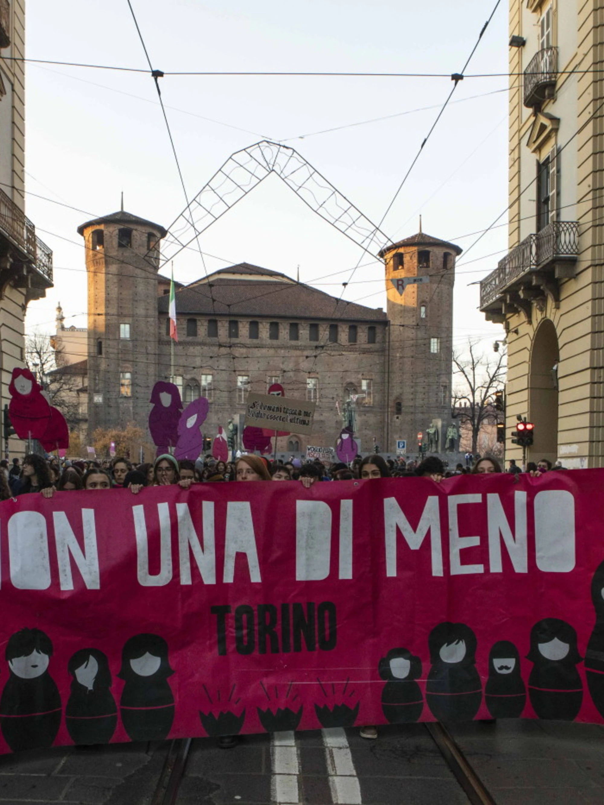 Le femministe hanno ignorato gli stupri delle israeliane ma adesso difendono Hamas