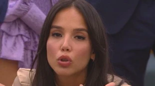 Grande Fratello Vip, la confessione di Paola Di Benedetto: "Avrei tirato uno schiaffo a Salvo". Ed è tutti contro tutti