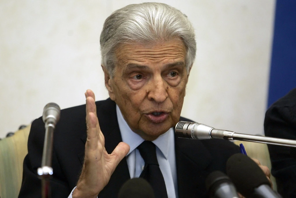 Furio Colombo accusa Libero: "La Fallaci? Ne fanno un uso strumentale"