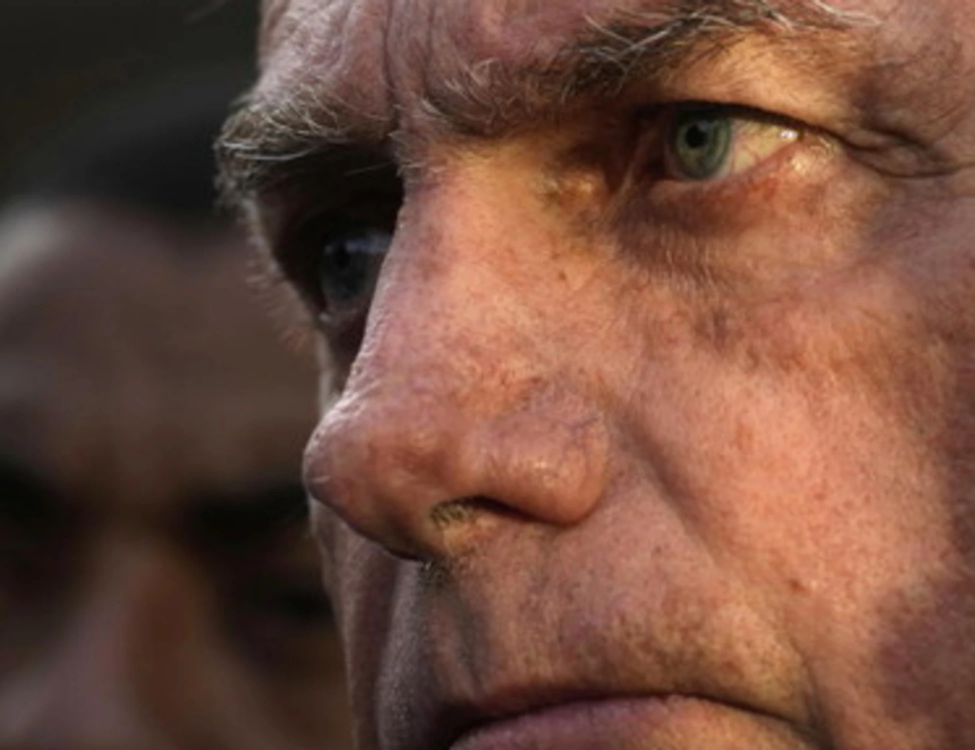 Bolsonaro rischia l'arresto: come sfida la giustizia brasiliana con un gesto