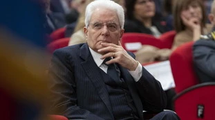 Sergio Mattarella, retroscena-Quririnale: irritazione per l'abbandono dell'aula di Giorgia Meloni