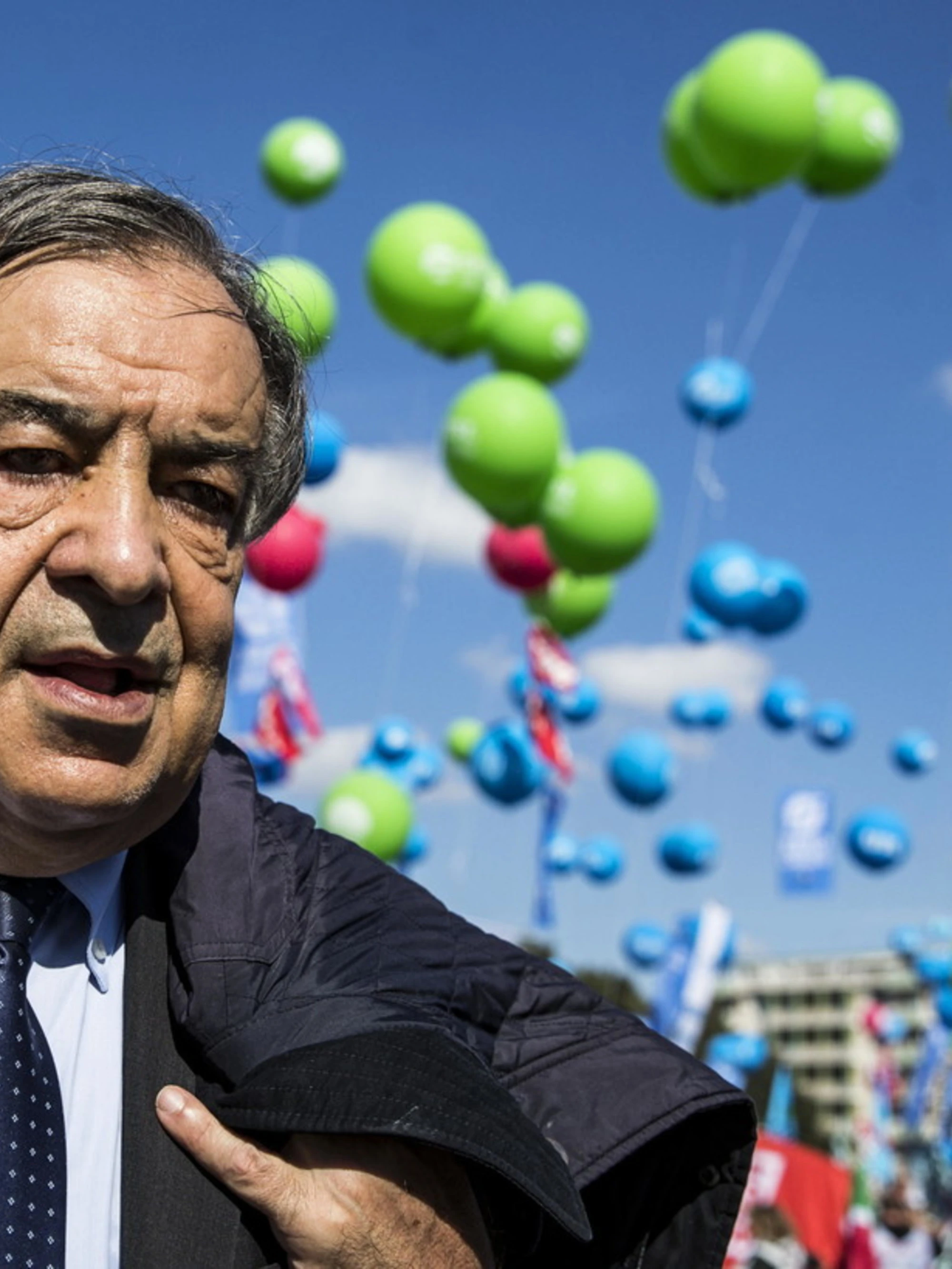 25 aprile, Leoluca Orlando infanga Meloni: "Fugge"