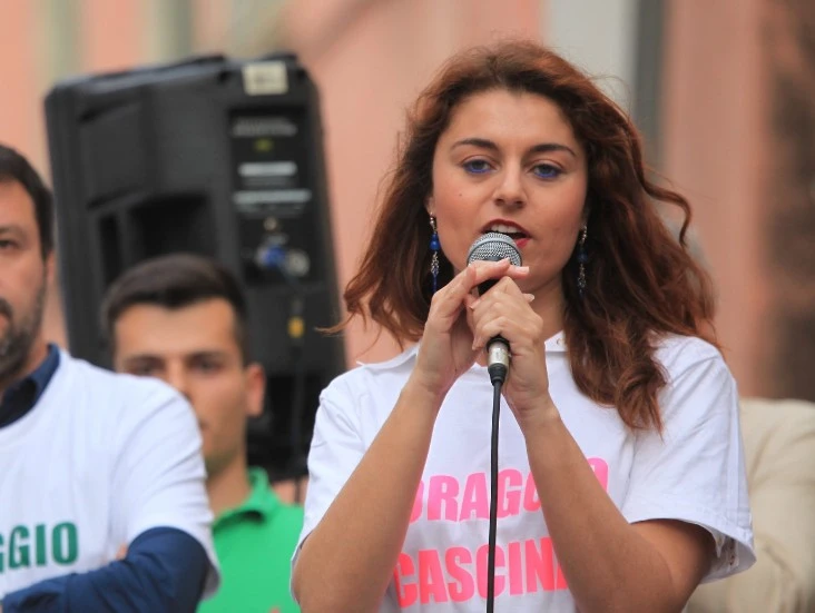 Cristina Parodi? Scontro Susanna Ceccardi-Selvaggia Lucarelli: "Stai zitta come un topo", "No lezioni"
