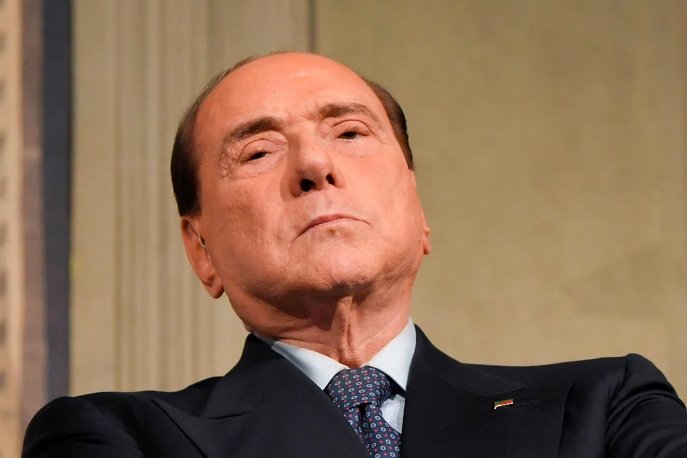 Silvio Berlusconi dice no alla linea di Gianni Letta e al governo del presidente. Messaggi minacciosi dalla Lega