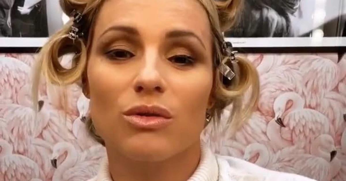 Non solo Hunziker: conduttrici nel mirino degli hathers per il trucco, chi si nasconde dietro gli attacchi?