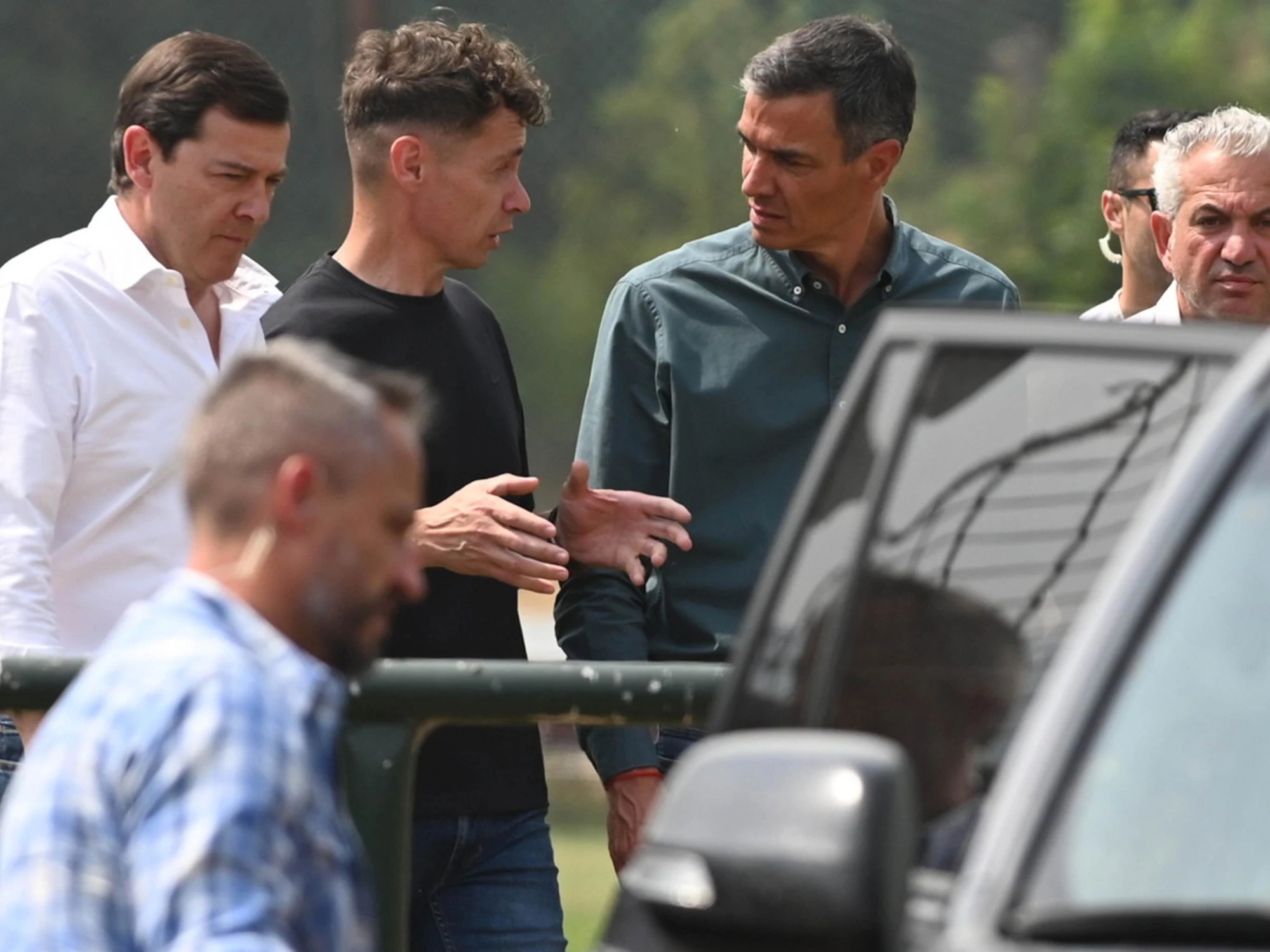 Pedro Sanchez cola a picco e attacca le toghe: sinistra da ridere