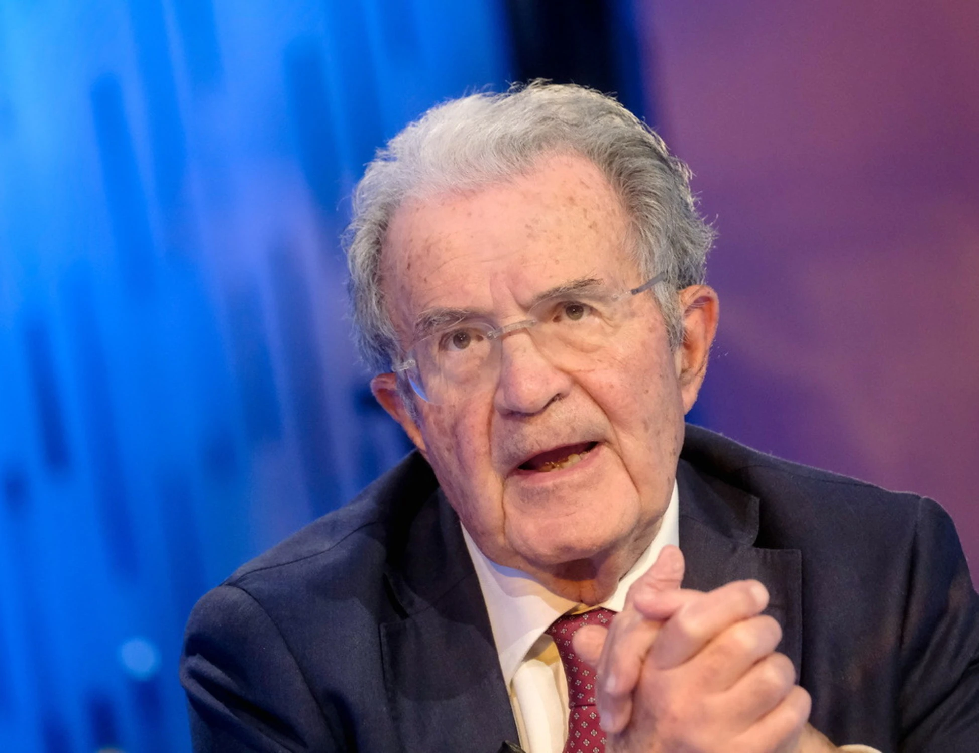 Romano Prodi sotterra la Schlen: "Esistere, basterebbe questo"