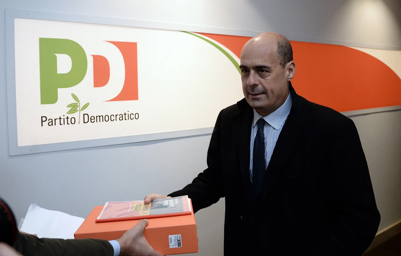 Nicola Zingaretti, dal Nazareno a Salvini. Pd di male in peggio, in che via si trasferisce: disastro epocale