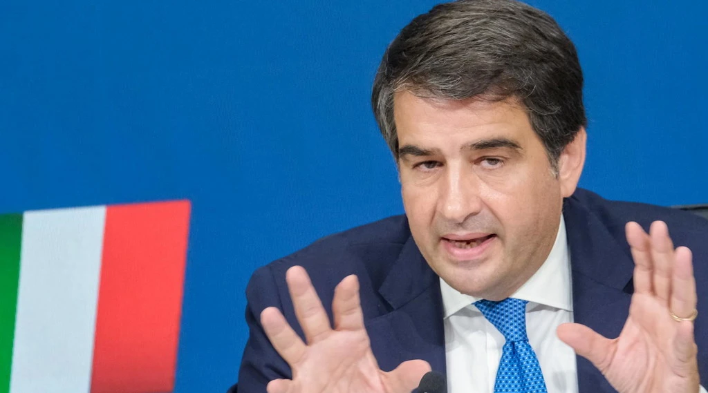 Pnrr, schiaffone a gufi e sinistra: "Ok alla terza rata"
