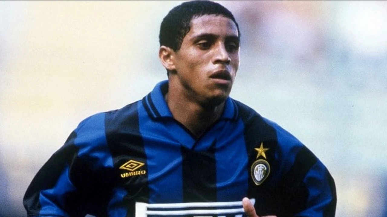 Brasile, Roberto Carlos condannato al carcere: non pagava gli alimenti a una figlia