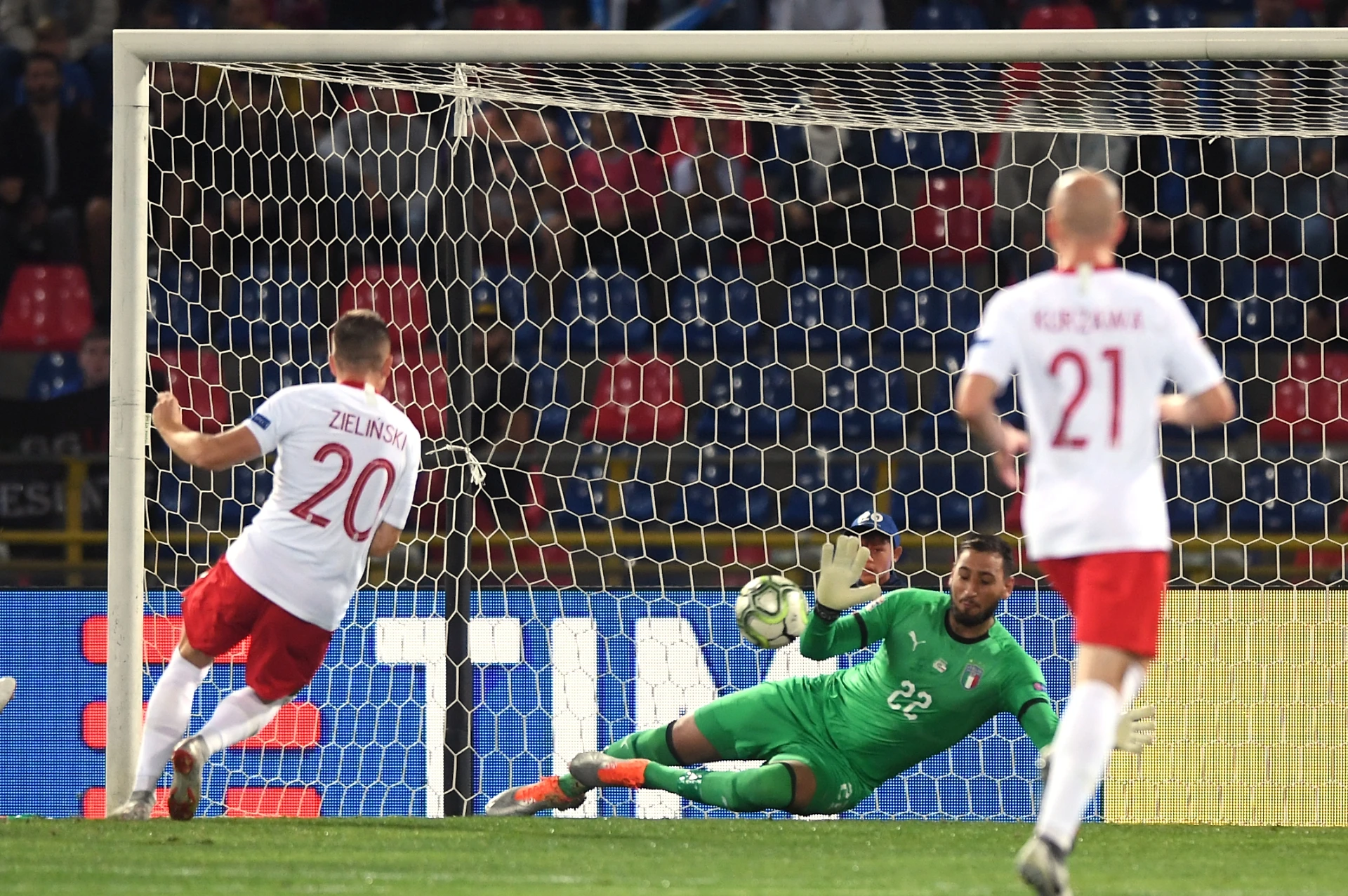 Nazionale, la resurrezione di Donnarumma: dopo i soldi falsi, il portierino ha imparato a parare