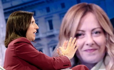 Meloni spinge la nuova legge elettorale e mette Schlein al bivio
