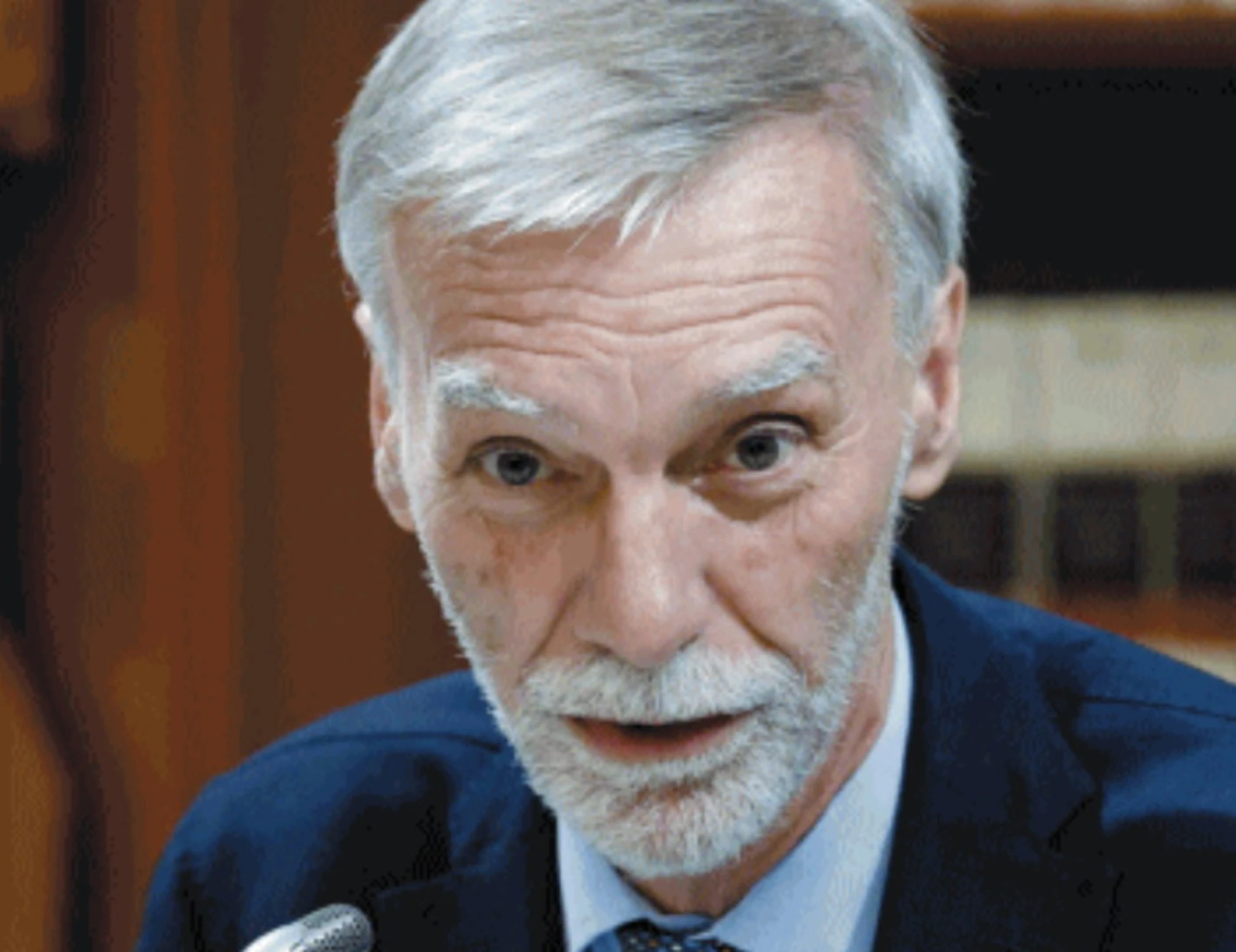 Delrio bacchetta il Pd: "Deve imparare a parlare di sicurezza, migranti e famiglia"