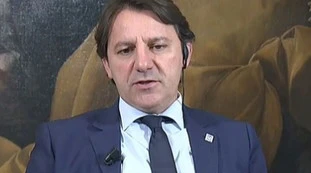 Inps, Tridico: "Abbiamo dato soldi a 5 milioni di italiani". Meloni: "Peggio di Di Maio". Salvini: "Ridicolo"