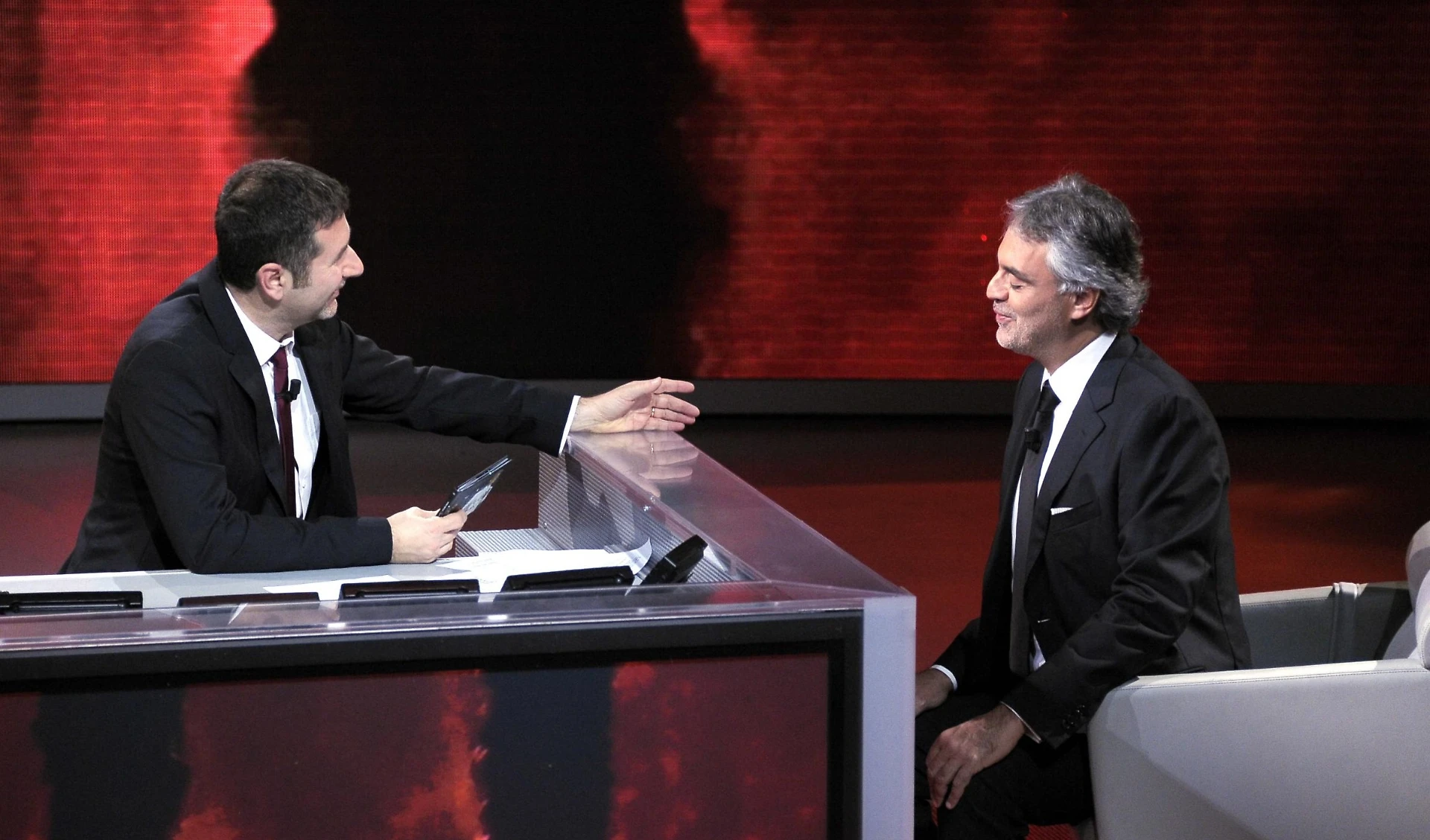 Fabio Fazio, la sconcertante domanda ad Andrea Bocelli: "Ma che ci facevi a cavallo?"