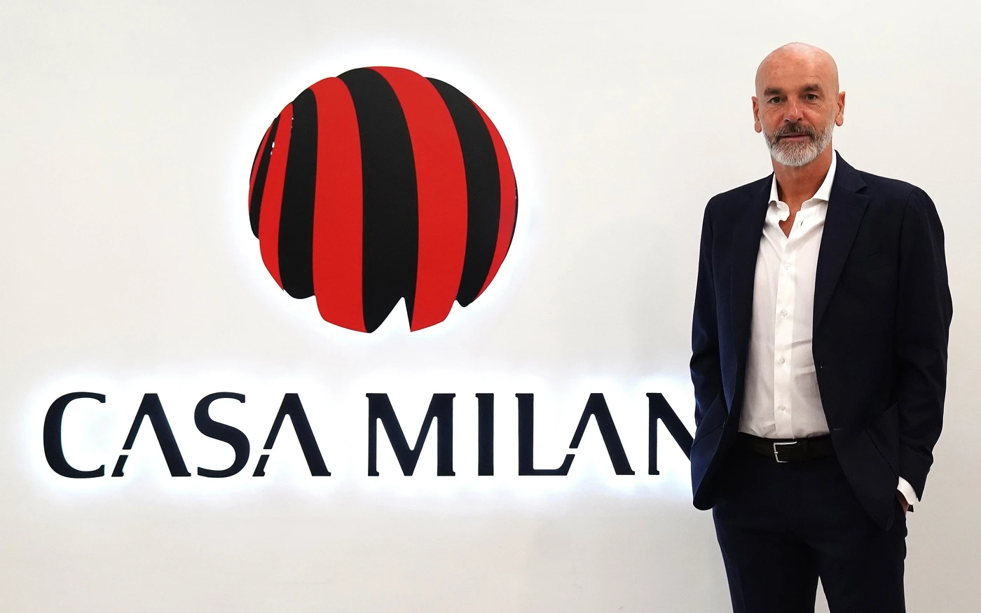 Milan, Stefano Pioli sfida subito Giampaolo: "Il mio slogan? Testa alta e vincere"